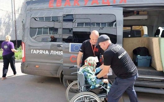 Російські дрони унеможливлюють евакуацію людей на Донеччині: "Проліска" змушена скасовувати рейси