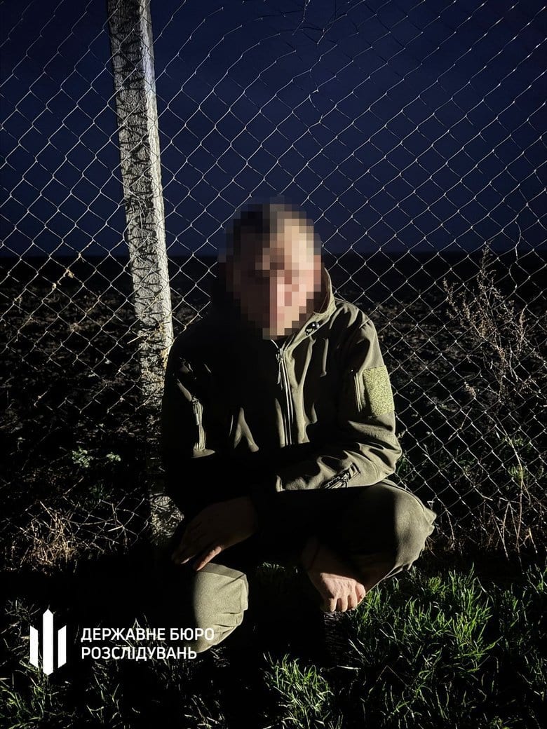 Прикордонника підозрюють у сприянні незаконному виїзду чоловіків до Молдови через TikTok, – ДБР