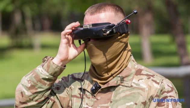 Проєкт «Перевірено боєм»: у новому випуску - Mavic і FPV очима інструктора бригади «Рубіж»