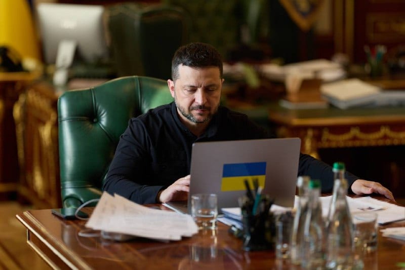 Володимир Зеленський провів розмову з президенткою Коста-Рики Лаурою Фернандес Дельгадо
