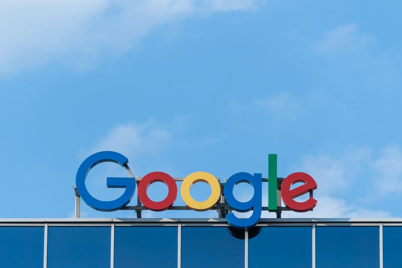 Google прокладає три гігантські підводні кабелі – що вони змінять для Америки