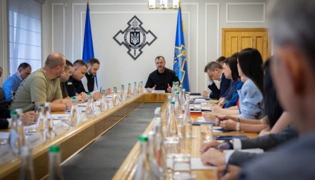 Клименко зустрівся з представниками бізнесу: Влада готує рішення для захисту логістики від атак РФ