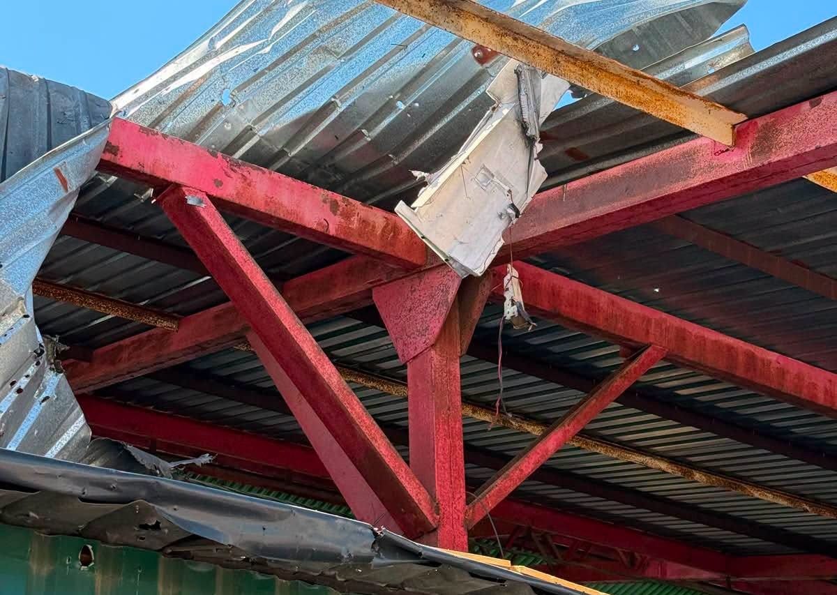 Росіяни вдарили по Слов’янську: на ринку поранені троє жінок, зруйновано один із мостів