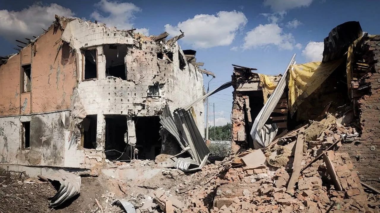 Росія чотирма КАБами атакувала Суми: є руйнування, загинув чоловік