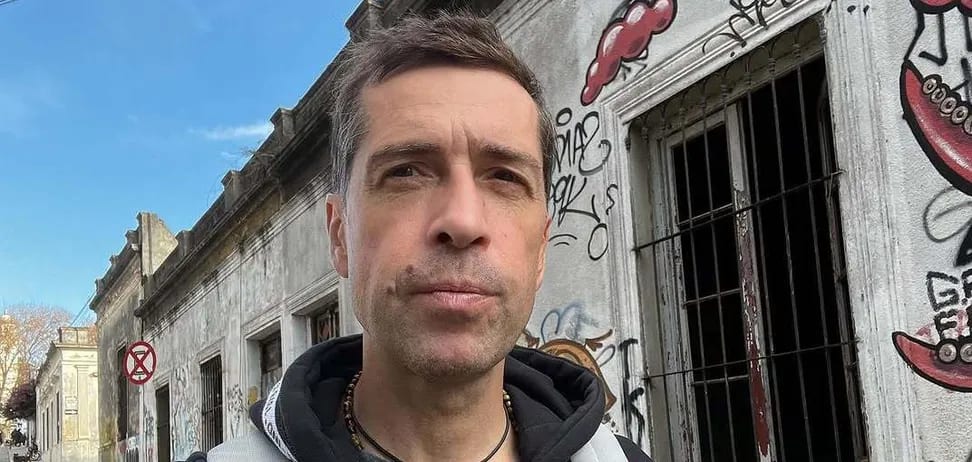 «Тут ваші співвітчизники вчиняли геноцид»: фронтмен «Ногу свело!» звернувся до росіян з Ізюма