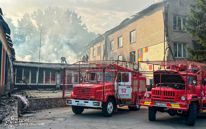 На Харківщині російський дрон пошкодив навчальний заклад