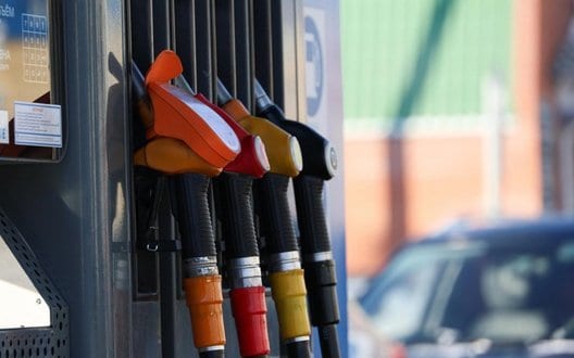 У Росії дефіцит бензину охопив щонайменше 16 регіонів, - ЗМІ