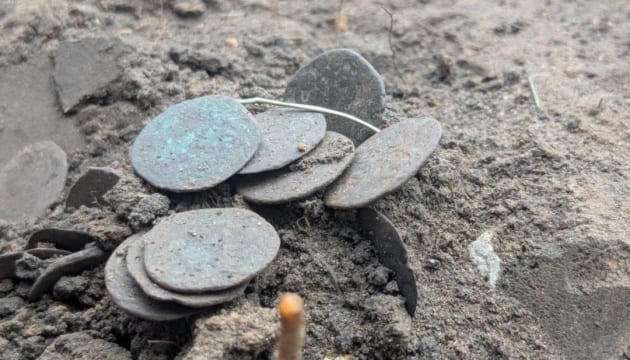 На Полтавщині знайшли скарб із монет XIV століття