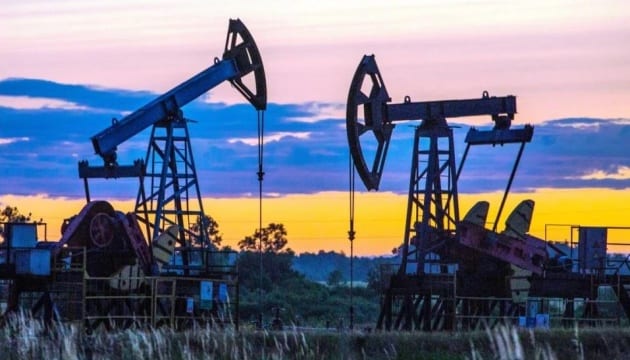 Нафта дешевшає на тлі очікувань слабшого світового попиту цього року