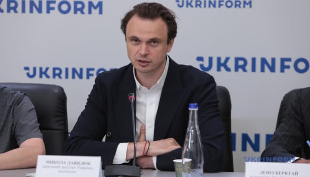 Україна має «козирі» для розблокування агроекспорту через Чорне море – політолог