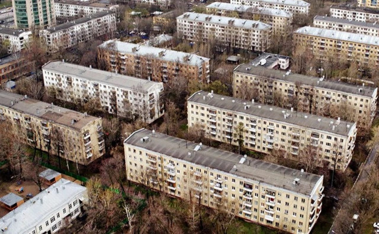 Знесення старих будинків: що планують зробити з «хрущовками»